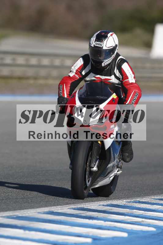 /Archiv-2024/02 29.01.-02.02.2024 Moto Center Thun Jerez/Gruppe gruen-green/40